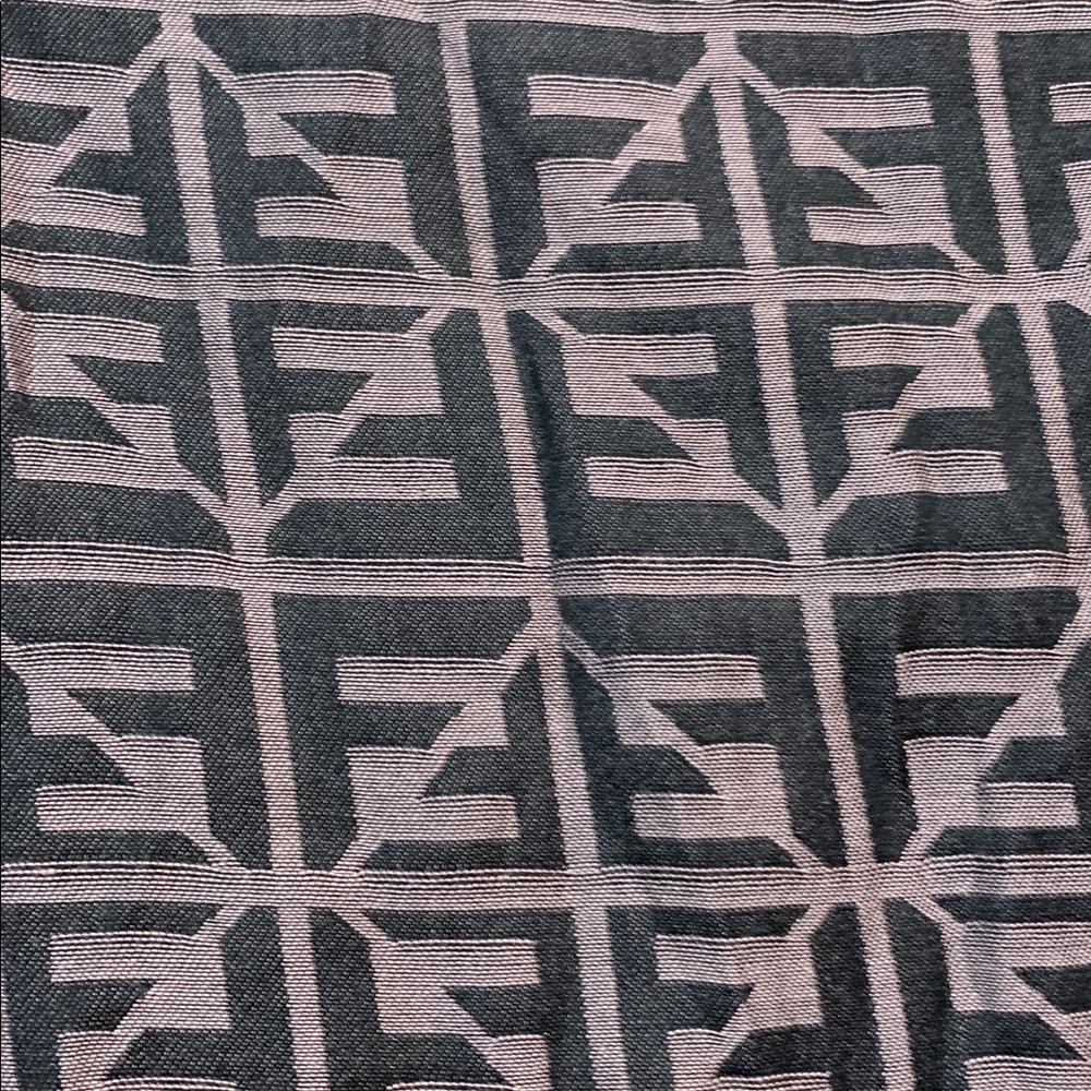 Designer inspired Oblong enormous Scarf unbranded imported 88” x 20” tan / black